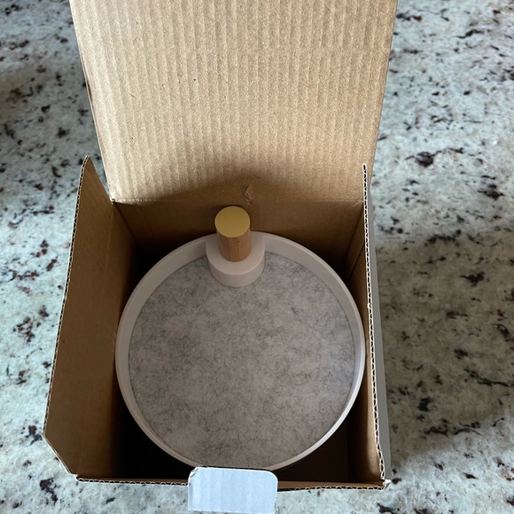 2Bandits 3-tiered Jewelry Storage - Picture 6 of 7